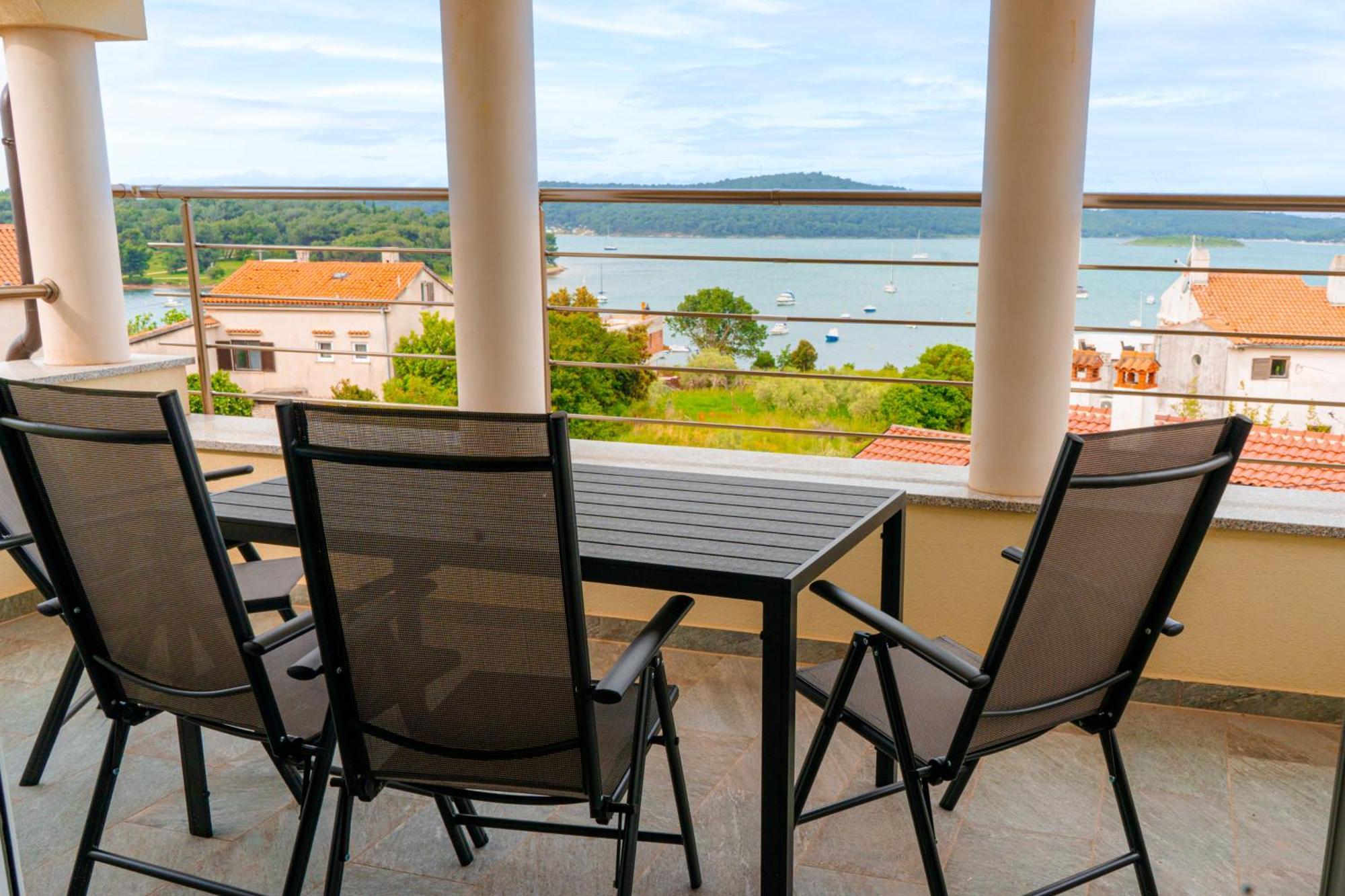 Villa Livi - Luxury Sea View Appartments Medulin Quarto foto